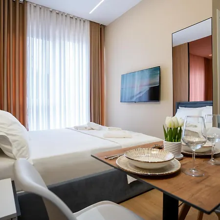 Gamma - Free Parking & Sunbeds Apartmán Durrës