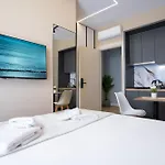 Apartment Gamma - Free Parking & Sunbeds *